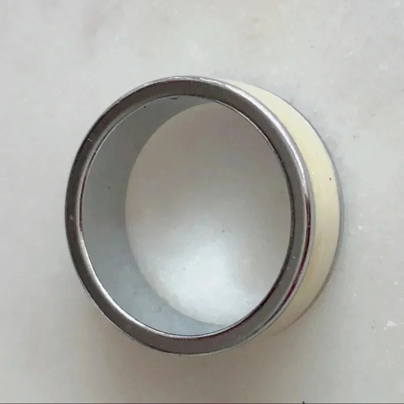 Silver enamel ring band, Sz 5.5, Sparkling  yellow/cream, Bloomingdales - Picture 6 of 6